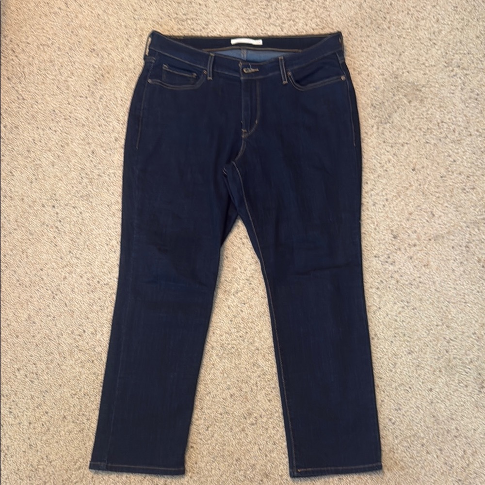 Women's Levi’s Dark Blue Jeans